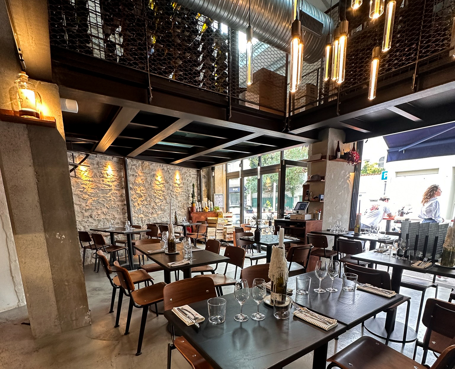 0BB84CD0-8066-40F0-930D-D6DE6C3CF1EC_1_102_o-2