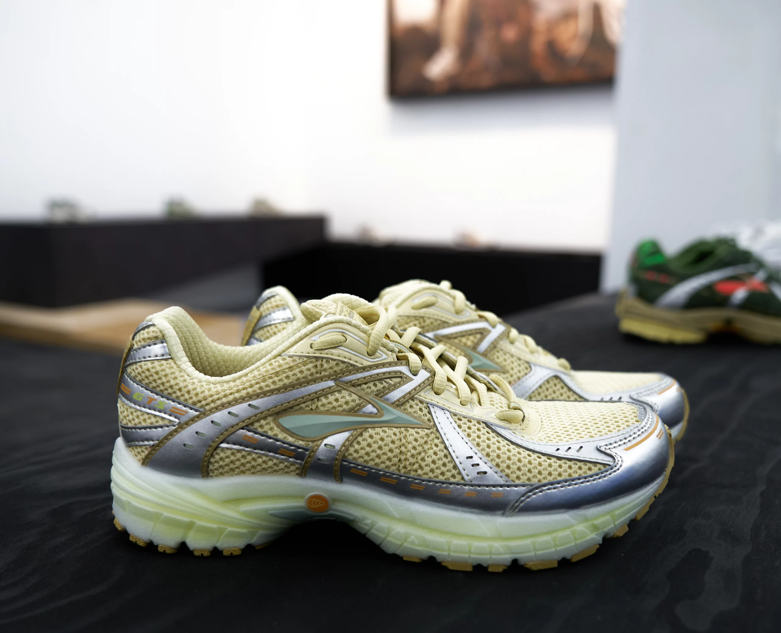 TLB Agency - Brooks Showroom - PFW June 25 - 4_5 - 16