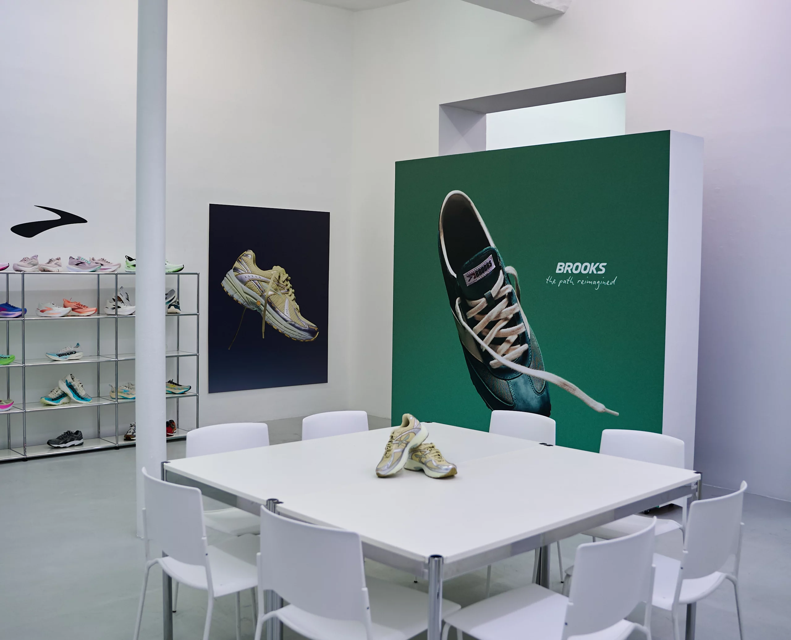 TLB Agency - Brooks Showroom - PFW June 25 - 4_5 - 29